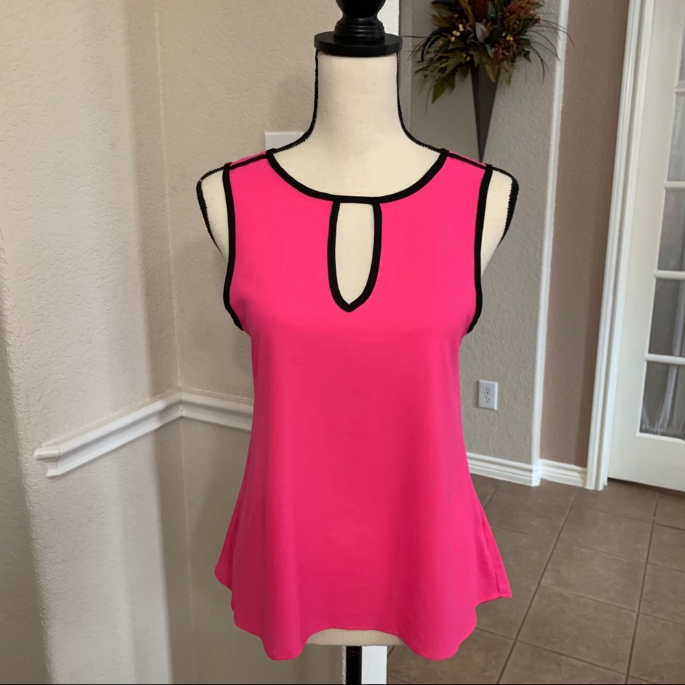 Monteau hot pink and black top Size XS